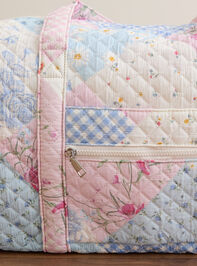 Everly Quilted Duffel Bag Detail 4 - ALTAR'D STATE KIDS