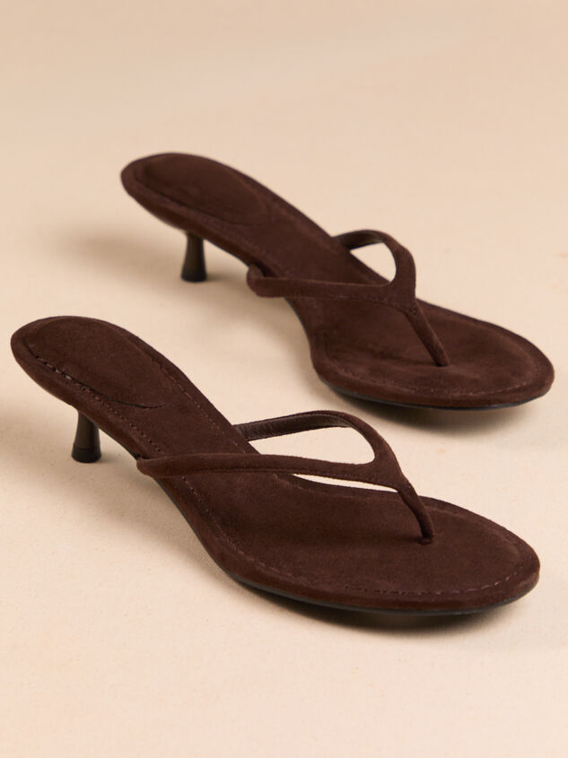 Verona Suede Kitten Heel Detail 2 - AS Kids