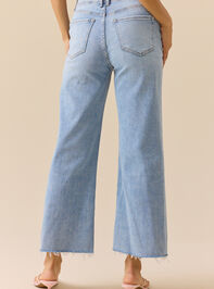 Maddie Cropped Jeans Detail 5 - ALTAR'D STATE KIDS