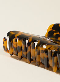 Tortoise Shell Claw Clip Detail 3 - ALTAR'D STATE KIDS