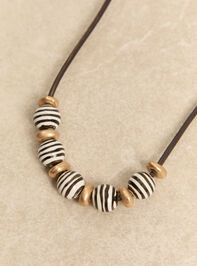 Brynn Striped Bead Necklace Detail 3 - AS Kids