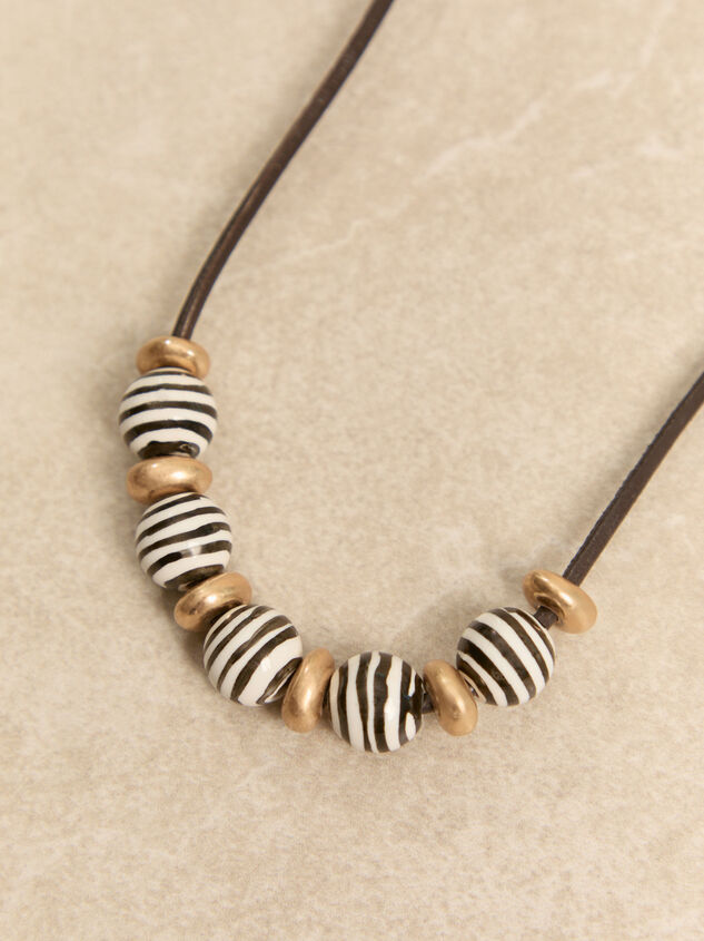 Brynn Striped Bead Necklace Detail 3 - AS Kids