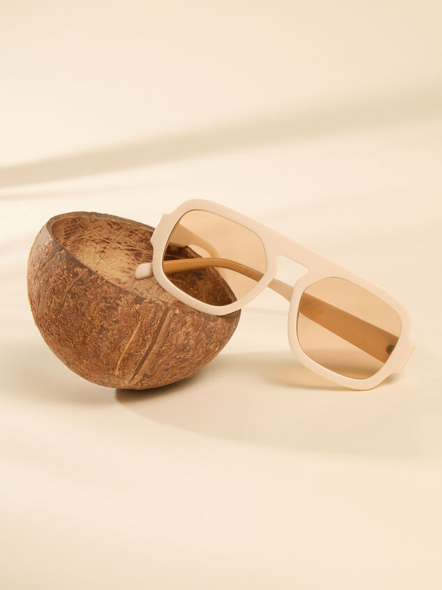 Timeless Tint Sunglasses Detail 2 - ALTAR'D STATE KIDS