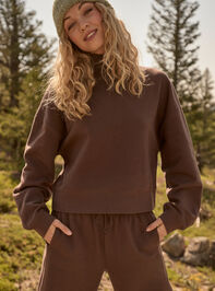 Varsity Crop Mockneck Detail 3 - AS Kids