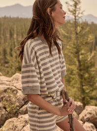 Full Stride Stripe Top Detail 3 - AS Kids