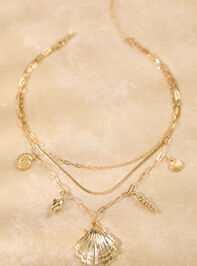 Three-Layer 18K Gold Seashell Charm Necklace Detail 2 - ALTAR'D STATE KIDS