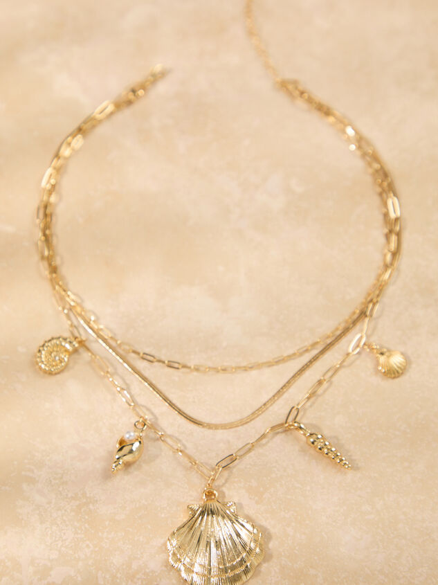 Three-Layer 18K Gold Seashell Charm Necklace Detail 2 - ALTAR'D STATE KIDS