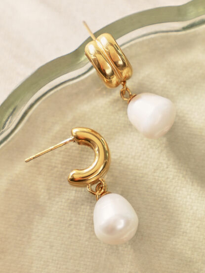 18K Gold Tatum Pearl Hoop Earrings - AS Kids