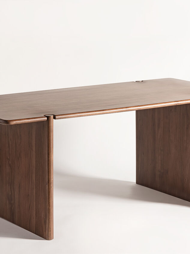 Moss Wood Dining Table Detail 3 - ALTAR'D STATE KIDS