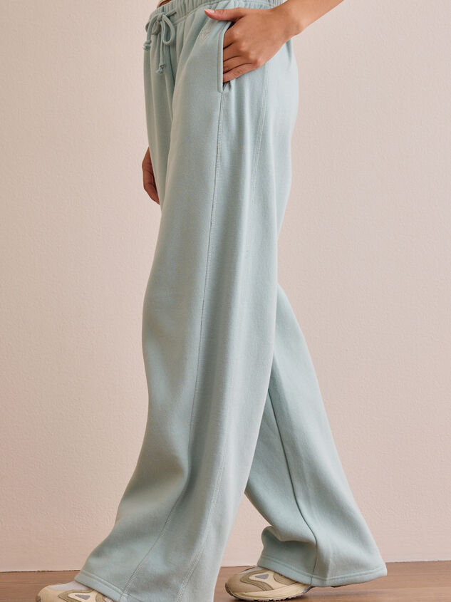 Varsity Wide Leg Sweat Pant Detail 4 - AS Kids