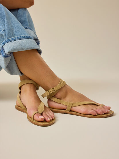 Schutz Cleo Flat Sandal - ALTAR'D STATE KIDS