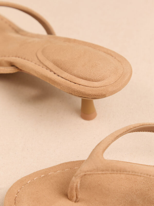 Verona Suede Kitten Heel Detail 3 - AS Kids