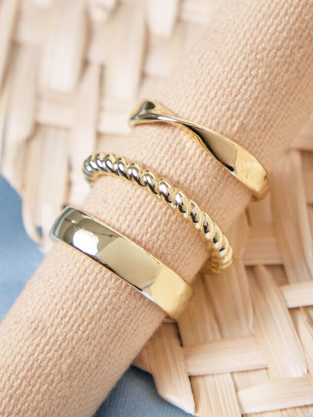 The Water Proof Collection Twisted Ring Set Detail 2 - AS Kids