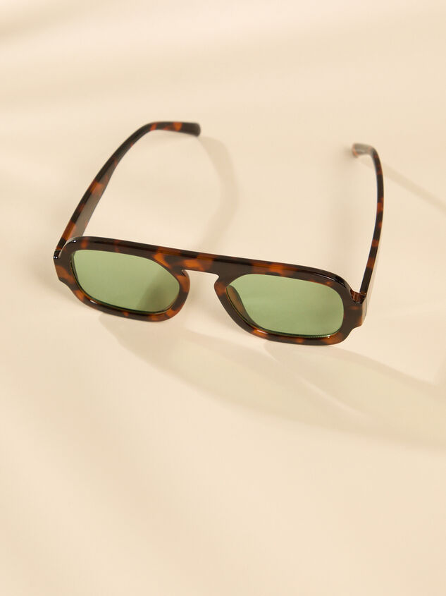Timeless Tint Sunglasses Detail 3 - ALTAR'D STATE KIDS