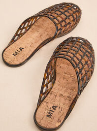 Darby Jelly Cage Mule Flat Detail 3 - AS Kids