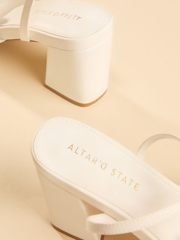 Maddalena Bow Heels Detail 4 - ALTAR'D STATE KIDS