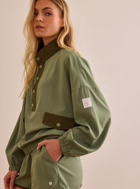 On Track Quarter Snap Pullover Detail 4 - AS Kids