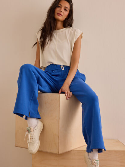 Power Play Flowy Tee - AS Kids