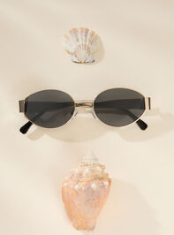 Victory Vintage Sunglasses Detail 3 - ALTAR'D STATE KIDS