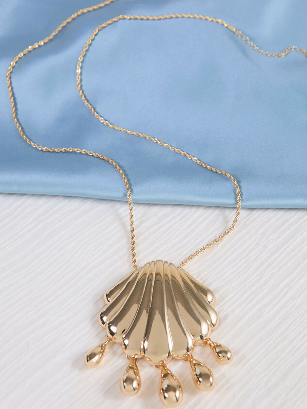 Golden Tide Shell Pendant Necklace Detail 6 - AS Kids