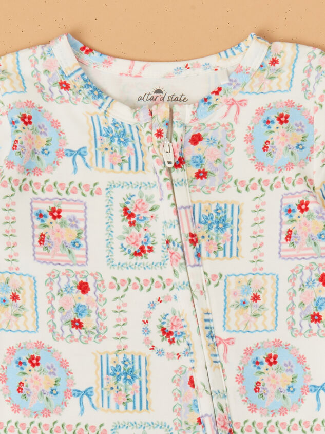 Finley Floral Patchwork Footie Detail 3 - ALTAR'D STATE KIDS