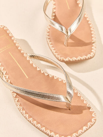 Laguna Thong Heels By Dolce Vita - ALTAR'D STATE KIDS