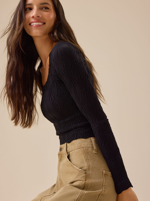 Blaire Seamless Floral Long Sleeve Cami Detail 4 - ALTAR'D STATE KIDS