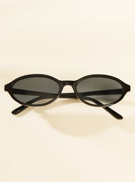 Elite Energy Sunglasses Detail 4 - ALTAR'D STATE KIDS