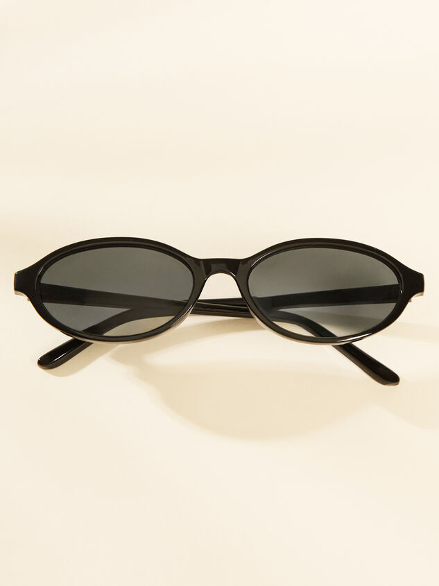 Elite Energy Sunglasses Detail 4 - ALTAR'D STATE KIDS