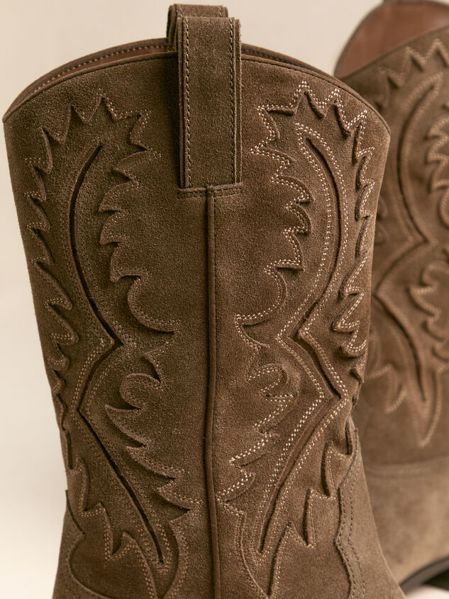 Dolce Vita Tomara Western Boot Detail 3 - AS Kids