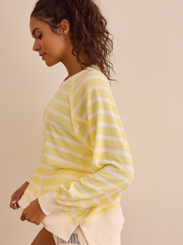 Warm-up Stripe Pullover Detail 3 - ALTAR'D STATE KIDS