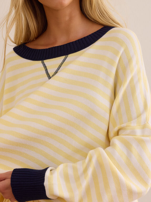 Active Leisure Club Pullover Detail 2 - AS Kids