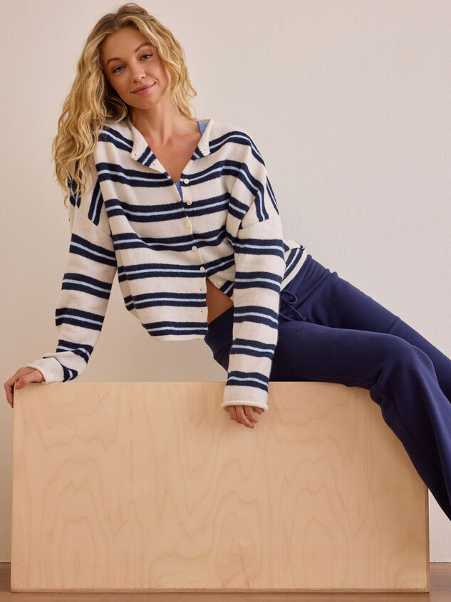 Pace Linear Cardigan Detail 4 - AS Kids