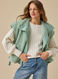 Nina Oversized Sherpa Vest Detail 3 - ALTAR'D STATE KIDS