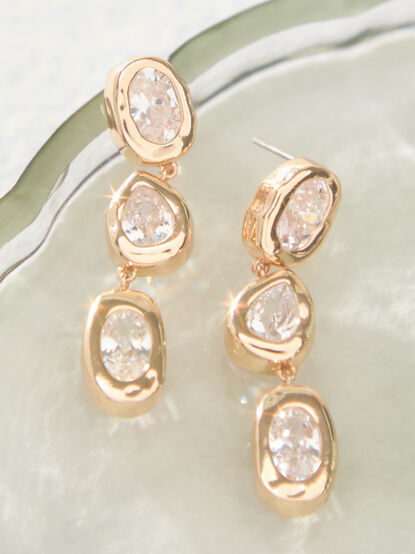 Evalyn Bezel Linear Earring - AS Kids