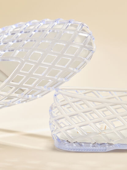 Dolce Vita Jelly Cage Flat - ALTAR'D STATE KIDS